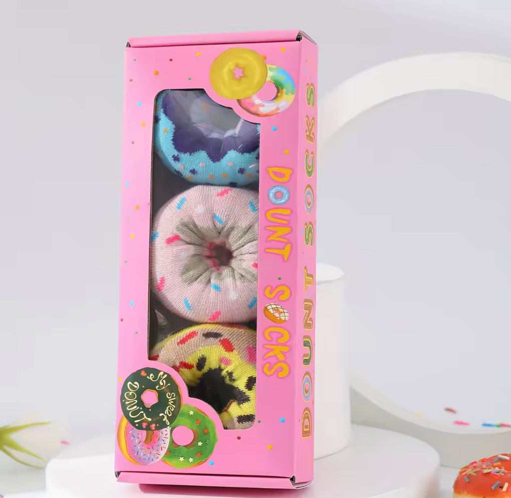 🍩 3 pāri krāsainu virtuļu dizaina zeķu – stilīga dāvana gan vīriešiem, gan sievietēm 🧦🎁