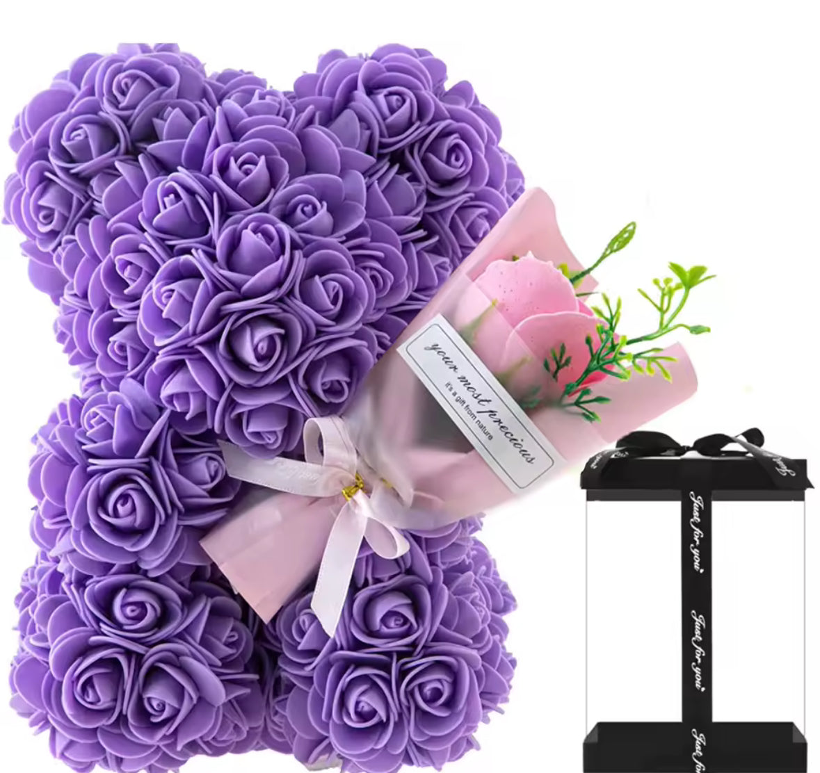 🧸 Rožu Lācītis ar Kasti un Pušķi – Mūžīgā Roze 2025 Dāvanu Kolekcija 🌹✨